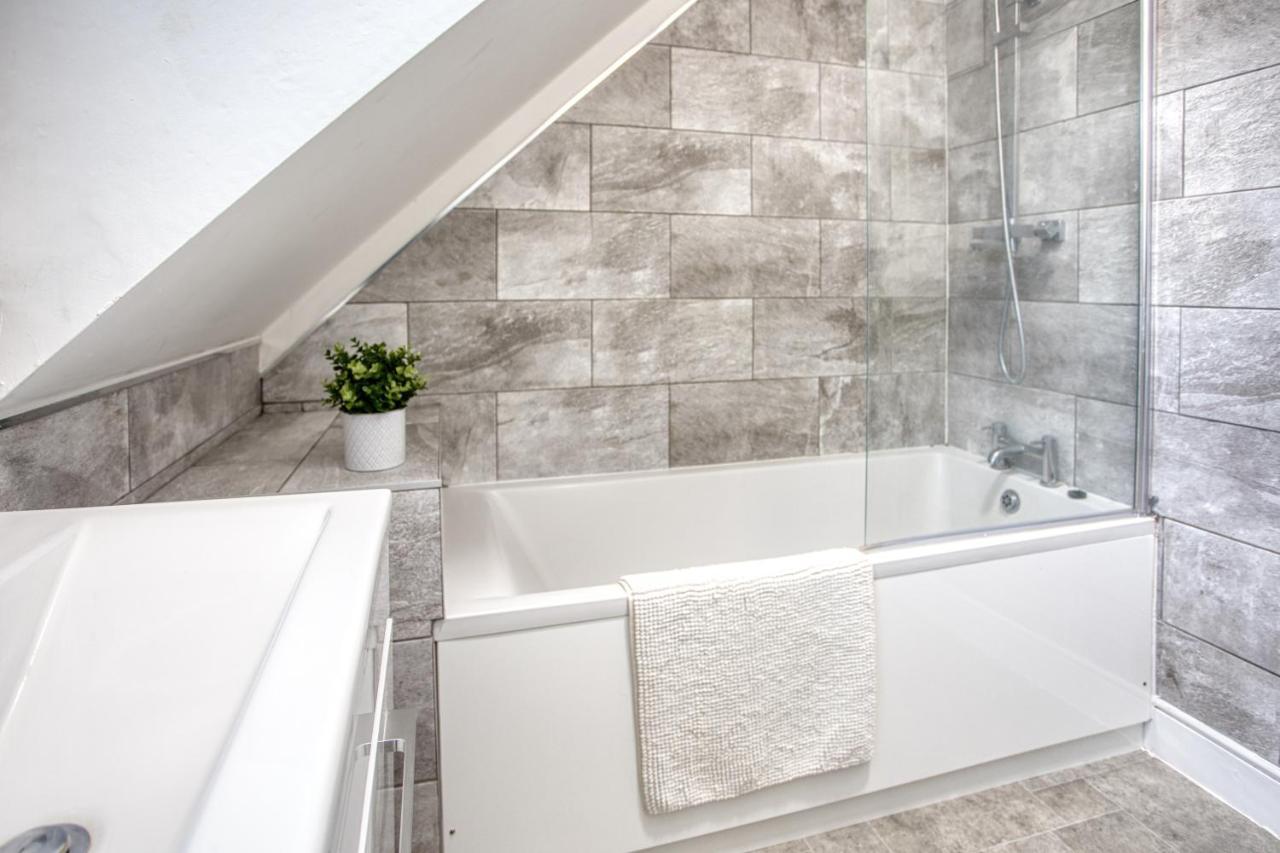 Wonderful West End - Parking Inc Apartment Folkestone Ngoại thất bức ảnh