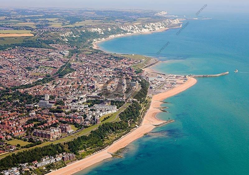Wonderful West End - Parking Inc Apartment Folkestone Ngoại thất bức ảnh